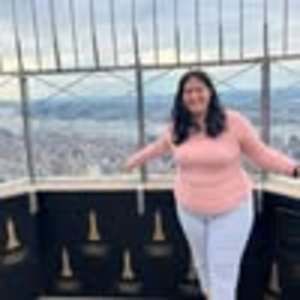 Meet your Posher, Isela